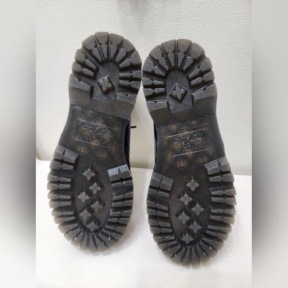 Dr. Martens Holly Women Leather Platform Shoes. Size 8. Satin Ribbon Laces. NWOT - Picture 8 of 12